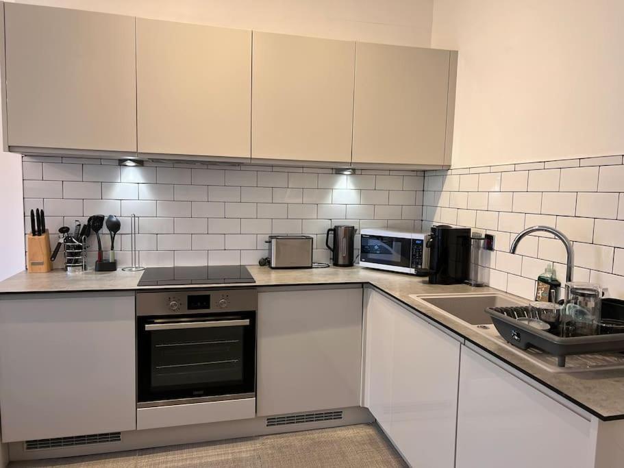Modern Apartment Within Historic Chester City Walls Kültér fotó