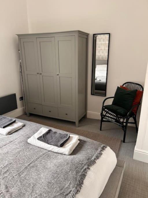 Modern Apartment Within Historic Chester City Walls Kültér fotó